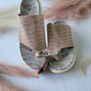 RBX Zenn Slides Woman's Size 6 And 7 Knit Pink Slip On Lightweight Sandals Shoes